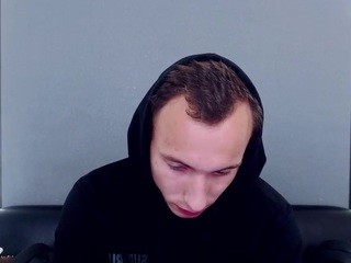 LucasRace nude on cam – live sex chat