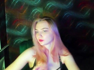 LucyOFire nude on cam – live sex chat