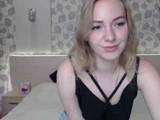 Mila-Elaine nude on cam – live sex chat