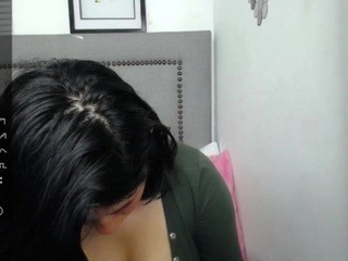 Rhuby nude on cam – live sex chat
