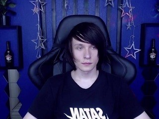 WilliamCoast nude on cam – live sex chat