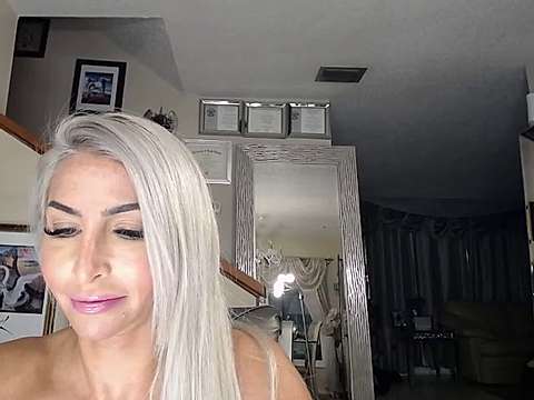 ADRIANNA_FOX naked stripping on cam for live sex video chat