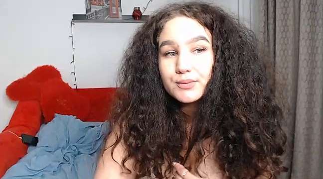 AnaOGloss naked stripping on cam for live sex video chat
