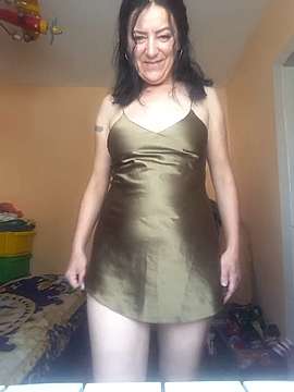 Anetta010 naked stripping on cam for live sex video chat