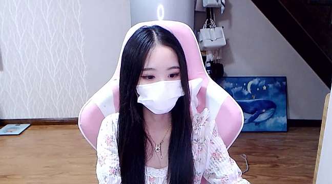 Angel_JJ naked stripping on cam for live sex video chat