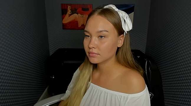 angry_orange naked stripping on cam for live sex video chat