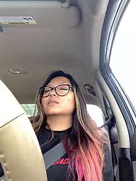 Asiaprincess31 naked stripping on cam for live sex video chat