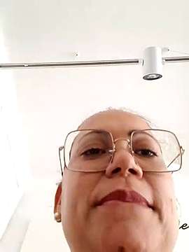 BELEN82 naked stripping on cam for live sex video chat