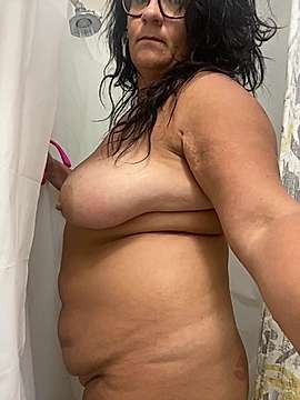bigtitienyc naked stripping on cam for live sex video chat