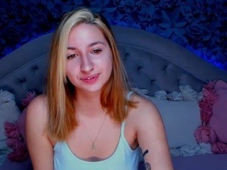 BoniMails nude on cam – live sex chat