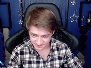 BruceDure nude on cam – live sex chat