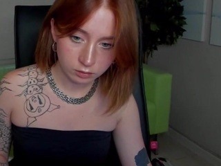 CarlaLux nude on cam – live sex chat