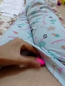 cazibeli naked stripping on cam for live sex video chat