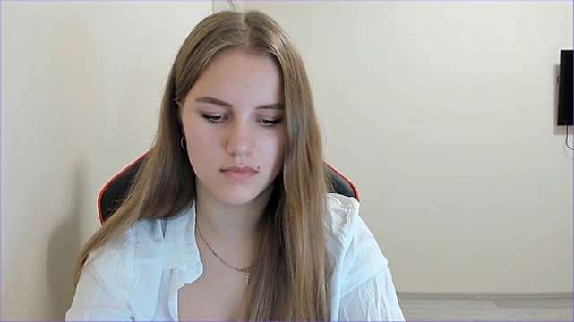 Chamo_Mile1 naked stripping on cam for live sex video chat