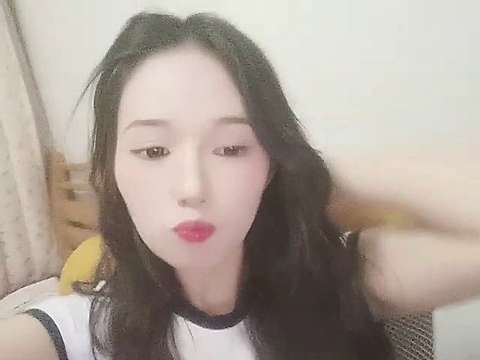 Cherrybombbb naked stripping on cam for live sex video chat