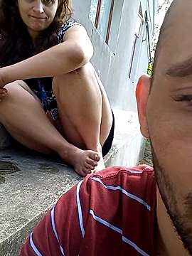 couplguyUSgirl naked stripping on cam for live sex video chat