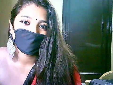 Cute_Taniya naked stripping on cam for live sex video chat