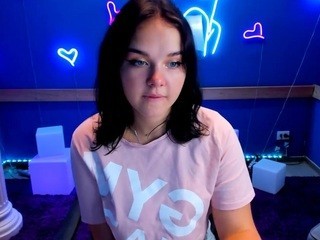 DaniellaPierce nude on cam – live sex chat