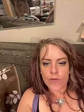 Dirty_Duchess naked stripping on cam for live sex video chat