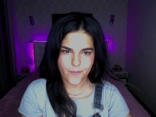Eleanor-Dennis nude on cam – live sex chat