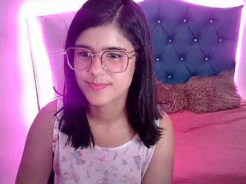 emma_squirt2 naked stripping on cam for live sex video chat