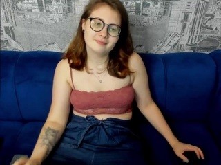 Emyteeen nude on cam – live sex chat
