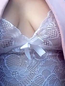 ESTRELLA_666 naked stripping on cam for live sex video chat