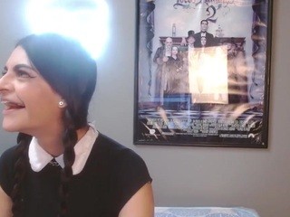 ?, ?Angeliinaa?? nude on cam – live sex chat
