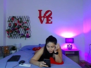 ?, ?YAAJAIIRAAXXX??? nude on cam – live sex chat