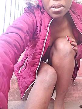 fatcreampuss naked stripping on cam for live sex video chat