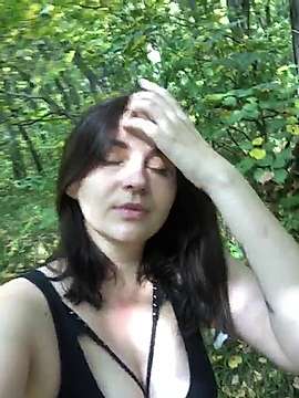 fluffy___cactus1 naked stripping on cam for live sex video chat
