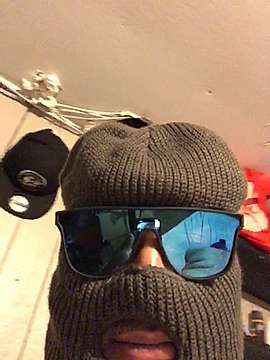 fluffyshrimp naked stripping on cam for live sex video chat