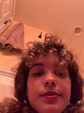 gn0m3gir1 naked stripping on cam for live sex video chat