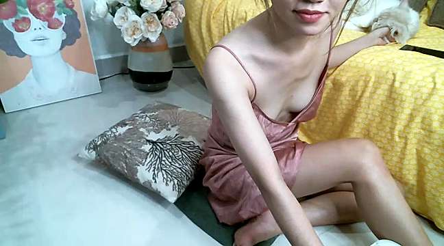 hImSAnranTA naked stripping on cam for live sex video chat