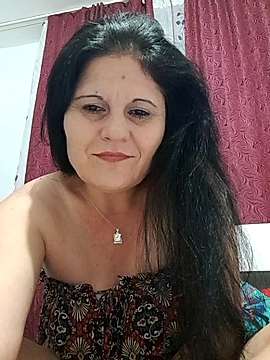 Hotwomen7 naked stripping on cam for live sex video chat