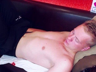 HowardMaer nude on cam – live sex chat