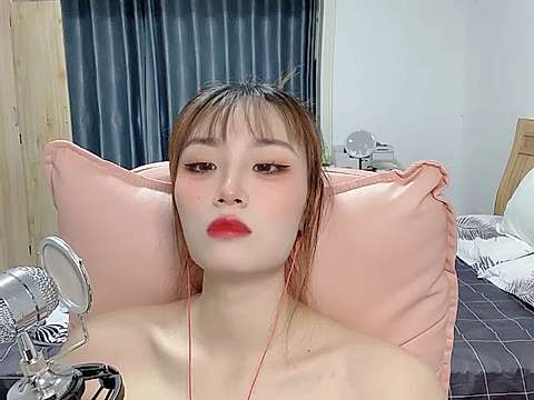 Jeffreay naked stripping on cam for live sex video chat