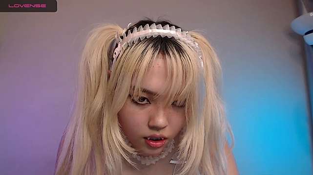 _Jenny_Sweety_ naked stripping on cam for live sex video chat
