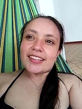 justin__alice__333 naked stripping on cam for live sex video chat