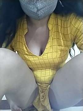 K_kareena naked stripping on cam for live sex video chat