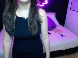 Kailyn-Davies nude on cam – live sex chat