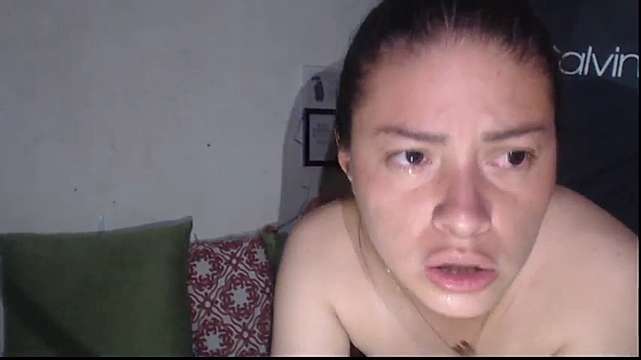 kate_rabittsex naked stripping on cam for live sex video chat