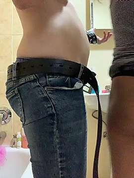 lezgirlz naked stripping on cam for live sex video chat