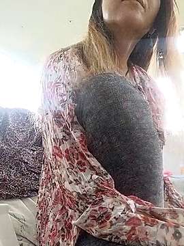 Luna-Natural naked stripping on cam for live sex video chat