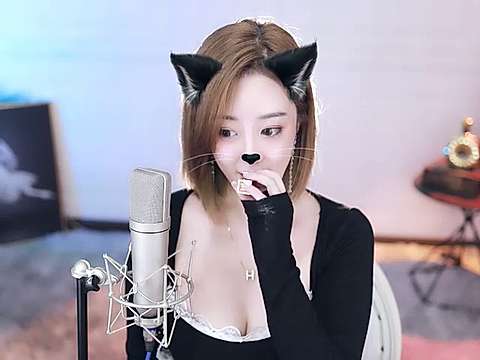 Mabel_baby naked stripping on cam for live sex video chat