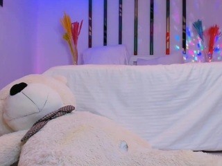 Megan-Rou nude on cam – live sex chat