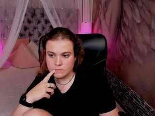 MiaBlacks nude on cam – live sex chat