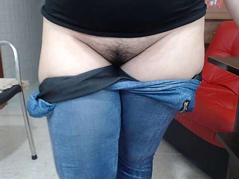 miaross19 naked stripping on cam for live sex video chat