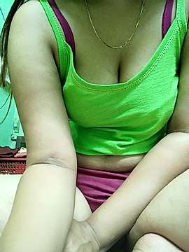 Naughty_Queen naked stripping on cam for live sex video chat