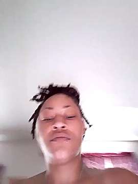 PeanutBudJellyTym naked stripping on cam for live sex video chat